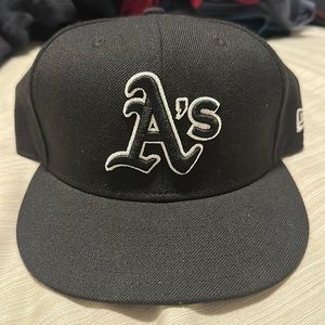 A’s fitted hat size 7 1/4